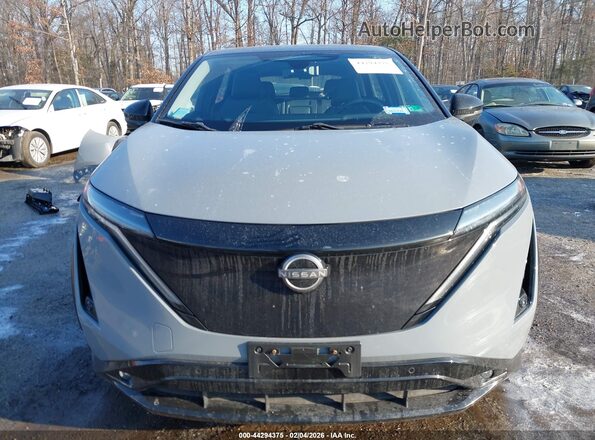 JN1DF0CD1PM703885 2023 NISSAN ARIYA Gray უკანა სალონის ხედი