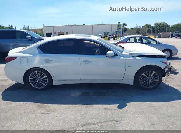 JN1EV7AP2KM541643 2019 INFINITI Q50 White 