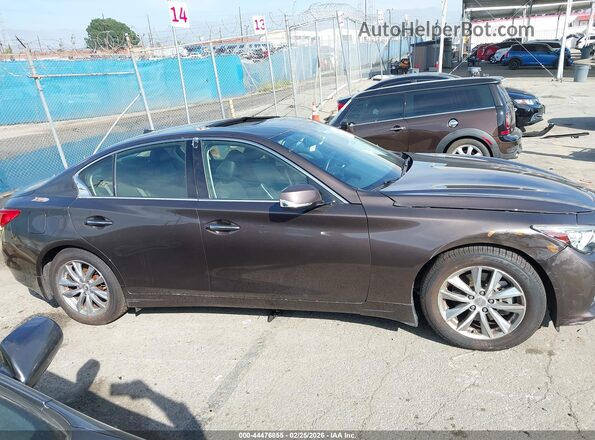 JN1EV7AP5HM742753 2017 INFINITI Q50  Вид задньої частини салону