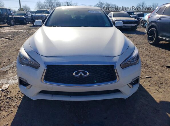 JN1EV7AR7JM445751 2018 INFINITI Q50 Белый Вид спереди