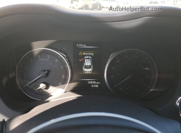JN1EV7BP6RM601013 2024 INFINITI Q50 White 