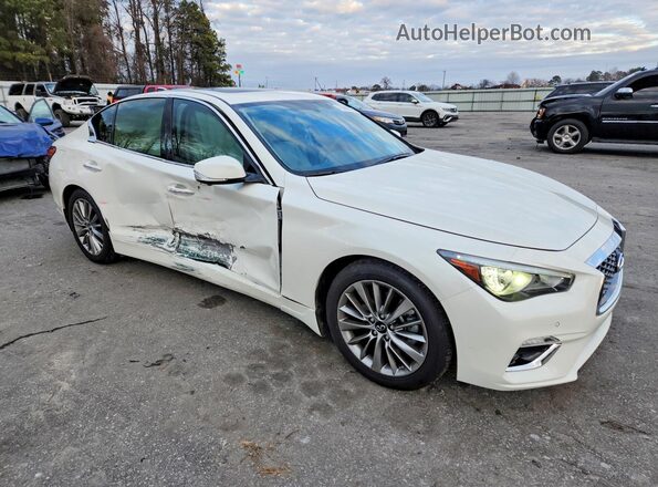 JN1EV7BP9RM600048 2024 INFINITI Q50 White Front right