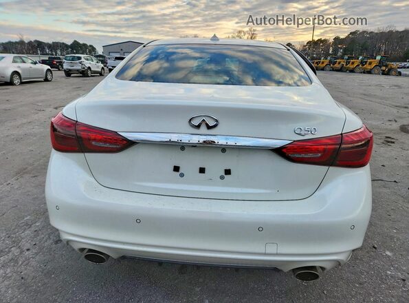 JN1EV7BP9RM600048 2024 INFINITI Q50 White Rear view