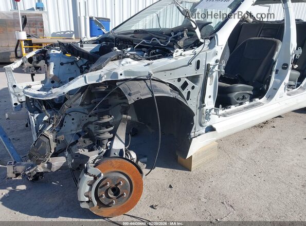 JN1EV7CPXNM310779 2022 INFINITI Q50 White Вид спереду