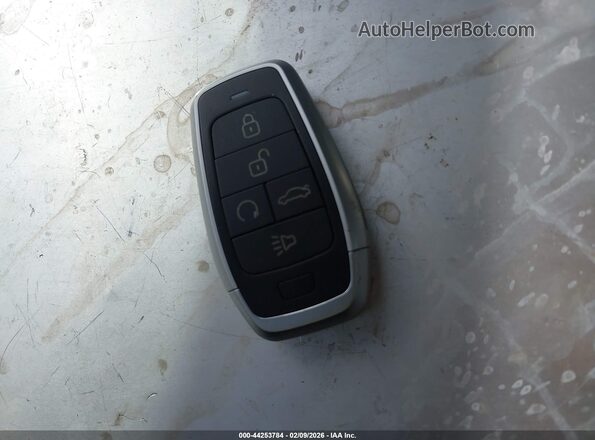 JN1FV7DP1RM660570 2024 INFINITI Q50 White Vista del salpicadero
