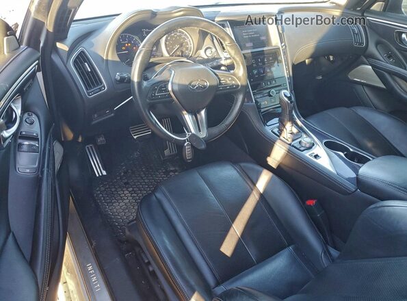 JN1FV7EL4JM630799 2018 INFINITI Q60 White Вид панелі приладів