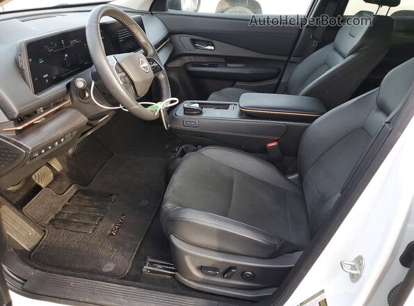 JN8AF0BE3SM464041 2025 NISSAN ARIYA White Front interior view