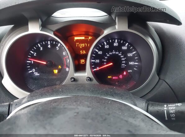JN8AF5MR6HT701293 2017 NISSAN JUKE Red Vista de los asientos traseros