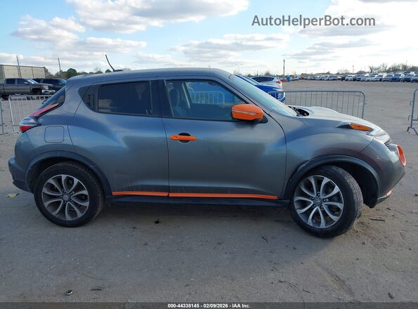 JN8AF5MR7HT703893 2017 NISSAN JUKE Gray 