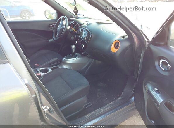 JN8AF5MR7HT703893 2017 NISSAN JUKE Gray 