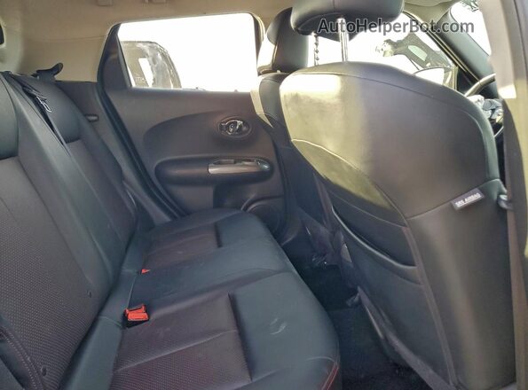 JN8AF5MRXGT607707 2016 NISSAN JUKE Серебряный Вид задних сидений