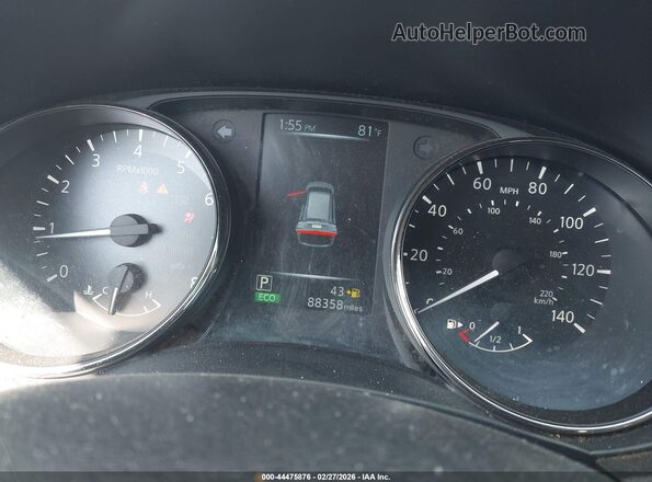 JN8AT2MT7HW144685 2017 NISSAN ROGUE Black უკანა სავარძლების ხედი