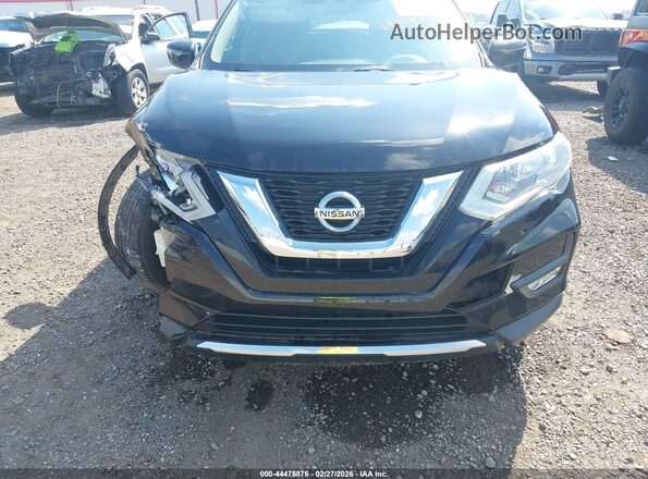 JN8AT2MT7HW144685 2017 NISSAN ROGUE Black უკანა სალონის ხედი