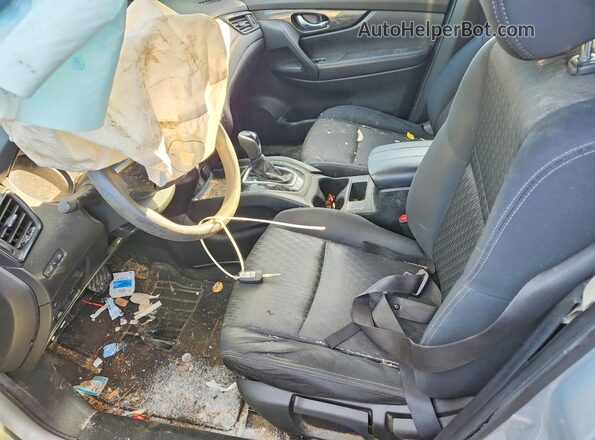 JN8AT2MV0HW256987 2017 NISSAN ROGUE Silver წინა სალონის ხედი
