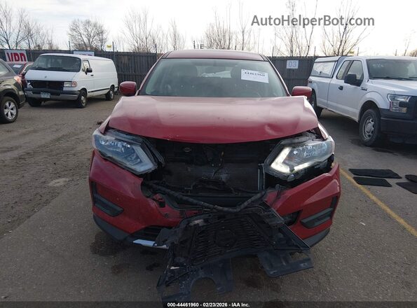 JN8AT2MV7HW254041 2017 NISSAN ROGUE Красный Вид задней части салона