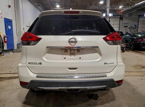 JN8AT2MV7JW351505 2018 NISSAN ROGUE Белый Вид сзади