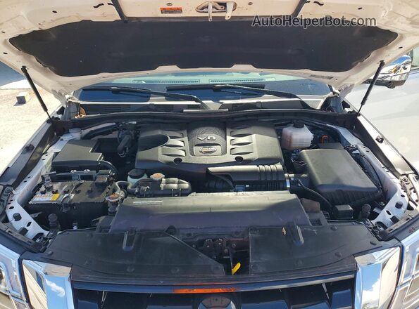 JN8AY2DA7P9401633 2023 NISSAN ARMADA White Vista del compartimento del motor