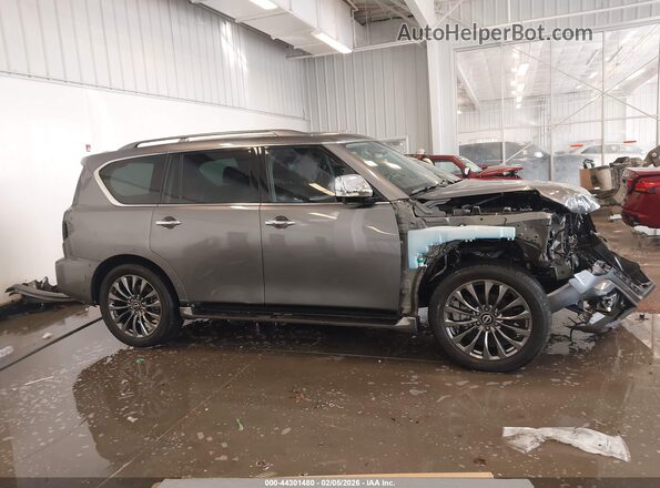 JN8AY2DB6P9835082 2023 NISSAN ARMADA Gray Vista interior trasera