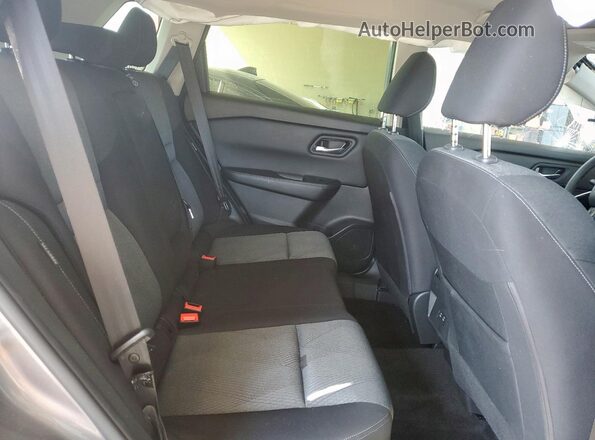 JN8BT3BA0SW005565 2025 NISSAN ROGUE Gray Widok wnętrza z tyłu