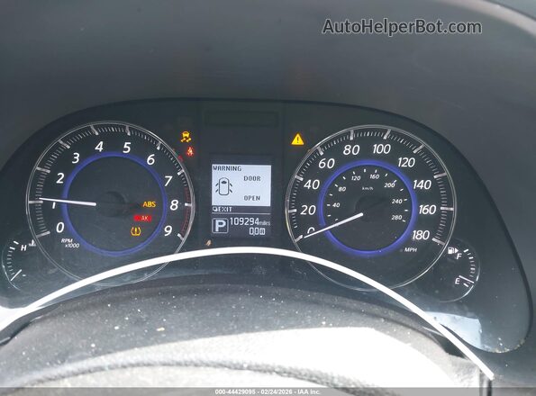JN8CS1MU3GM130033 2016 INFINITI QX70 Серый Вид задних сидений