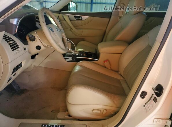 JN8CS1MU8GM130206 2016 INFINITI QX70 Белый Вид салона спереди