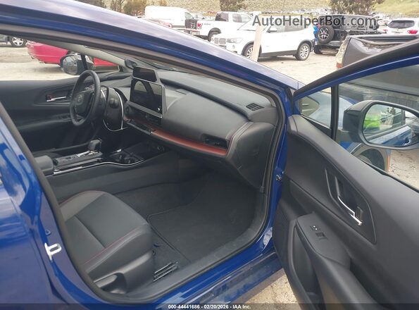 JTDACACU2R3033092 2024 TOYOTA PRIUS PRIME Синий Вид салона спереди