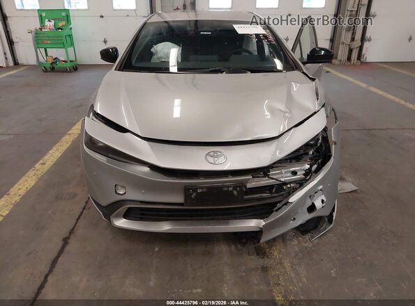 JTDACACU9S3049800 2025 TOYOTA PRIUS PLUG-IN HYBRID Silver Front view