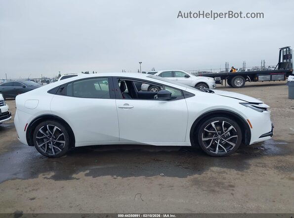 JTDACACUXP3002427 2023 TOYOTA PRIUS PRIME White 