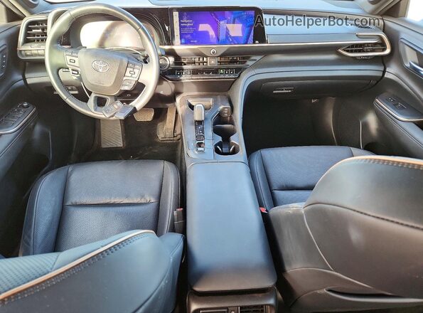 JTDAFAAF1P3000156 2023 TOYOTA CROWN Red წინა პანელის ხედი