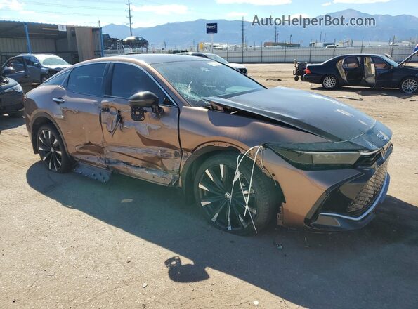 JTDAFAAF2P3002093 2023 TOYOTA CROWN Brown Przód prawy