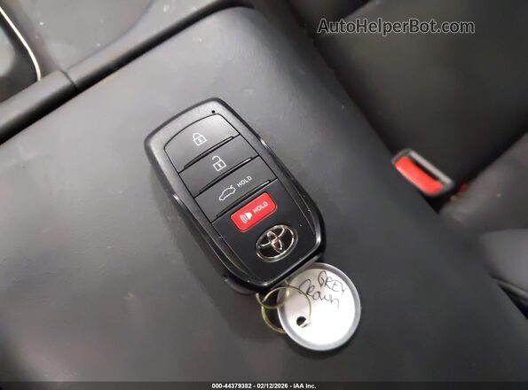 JTDAFAAF3P3001549 2023 TOYOTA CROWN Silver Вид панелі приладів