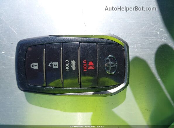 JTDBVRBD1KA005932 2019 TOYOTA MIRAI Белый Вид панели приборов