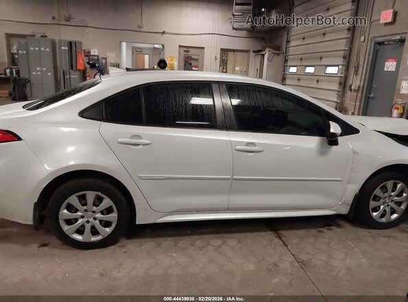 JTDEPMAE3NJ193670 2022 TOYOTA LL White Вид задньої частини салону