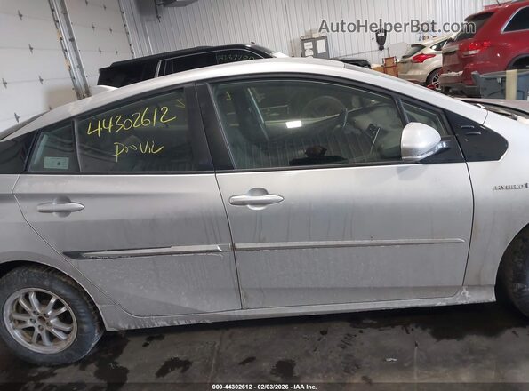 JTDL9RFUXK3002762 2019 TOYOTA LE Silver 
