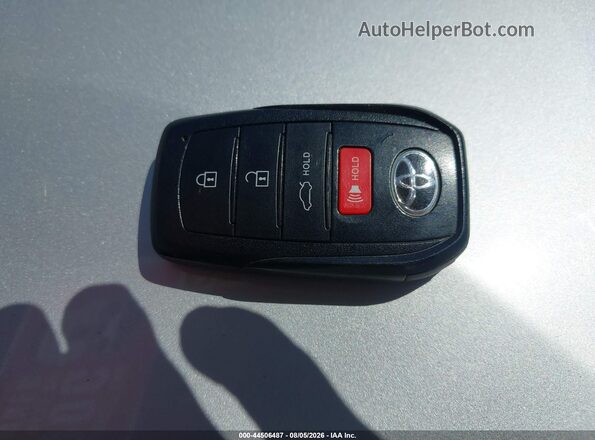 JTDS4MCE9PJ100601 2023 TOYOTA LL Серебряный Вид панели приборов