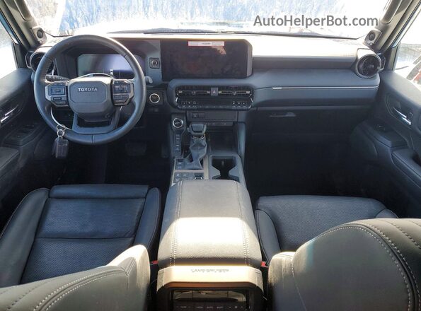 JTEABFAJ1RK003740 2024 TOYOTA LAND Blue Widok deski rozdzielczej