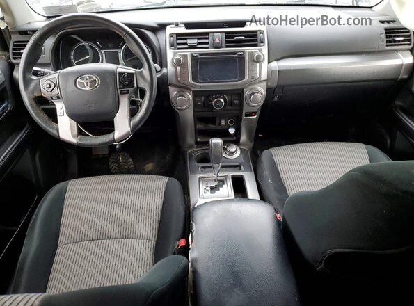JTEBU5JR0J5485893 2018 TOYOTA 4RUNNER Черный Вид панели приборов