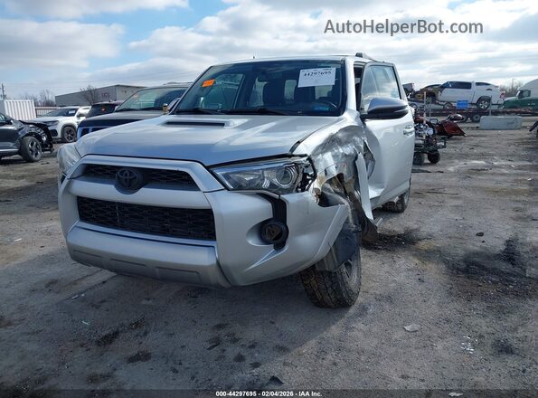 JTEBU5JR4K5656971 2019 TOYOTA 4RUNNER Silver Przód lewy
