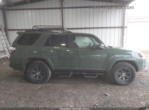JTEGU5JR4N5273459 2022 TOYOTA 4RUNNER Green Rear interior view
