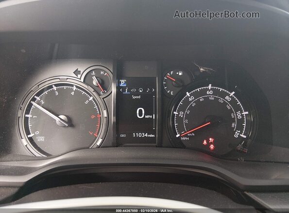 JTEMU5JR5R6291889 2024 TOYOTA 4RUNNER White Հետևի նստատեղերի տեսք