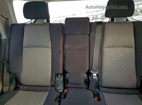 JTEMU5JR8R6222811 2024 TOYOTA 4RUNNER Белый Вид задних сидений