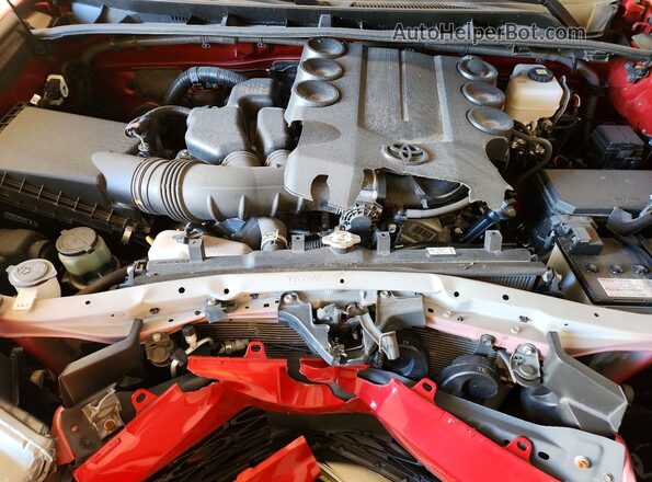 JTENU5JR9P6149563 2023 TOYOTA 4RUNNER Red Vista del compartimento del motor