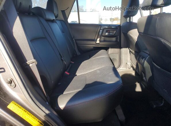 JTERU5JR2P6125462 2023 TOYOTA 4RUNNER Gray Вид задніх сидінь