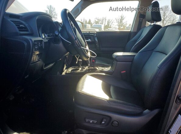 JTERU5JR2P6125462 2023 TOYOTA 4RUNNER Gray Вид салону спереду