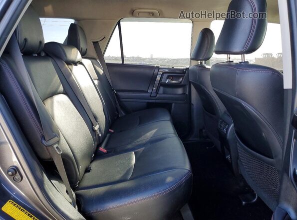 JTERU5JR6M5895018 2021 TOYOTA 4RUNNER Gray 