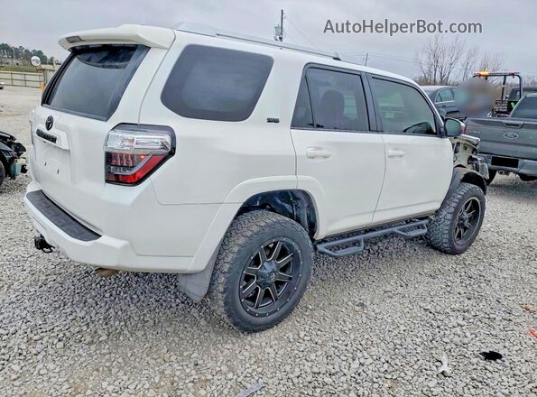 JTEZU5JR5G5110105 2016 TOYOTA 4RUNNER White Trasero derecho