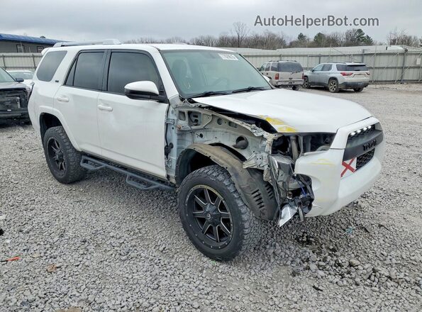 JTEZU5JR5G5110105 2016 TOYOTA 4RUNNER White Delantero derecho