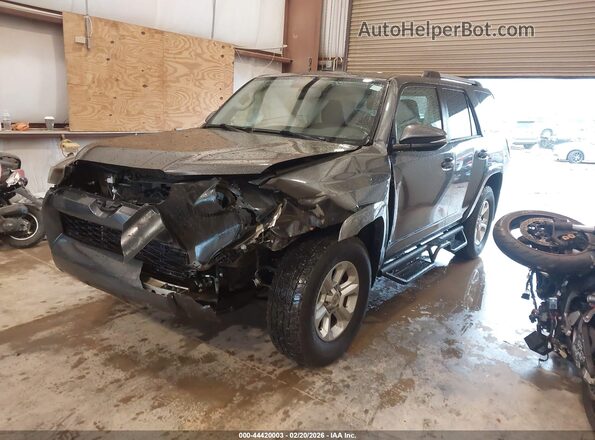 JTEZU5JR5K5205112 2019 TOYOTA 4RUNNER Gray Передня ліва чверть