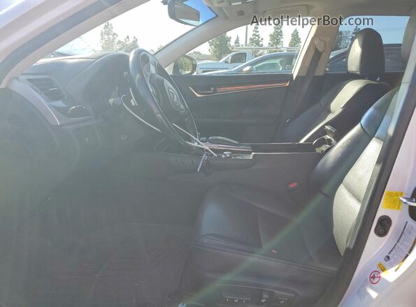 JTHBA1BL7GA001023 2016 LEXUS GS White Front interior view