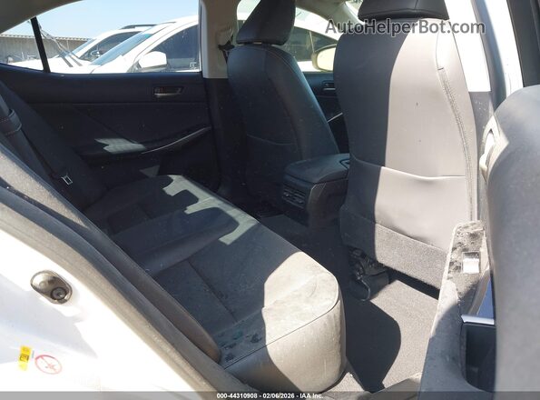 JTHBA1D25H5045634 2017 LEXUS IS 200T White Widok naklejki z numerem VIN